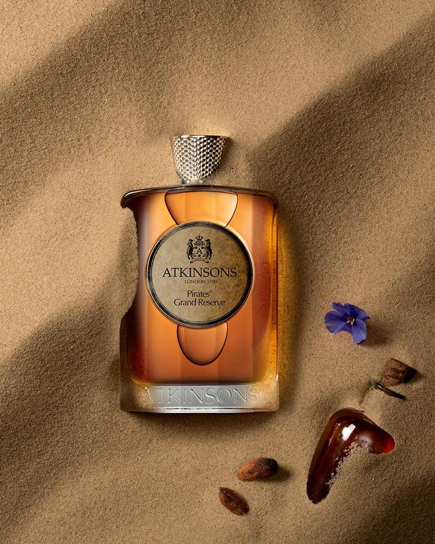 b0441004-ac3f-4dcb-88e2-5c23e33bc6b1.jpg Atkinsons London 1799 - Pirates’ Grand Reserve Eau de Parfum (2ML) - immagine 1