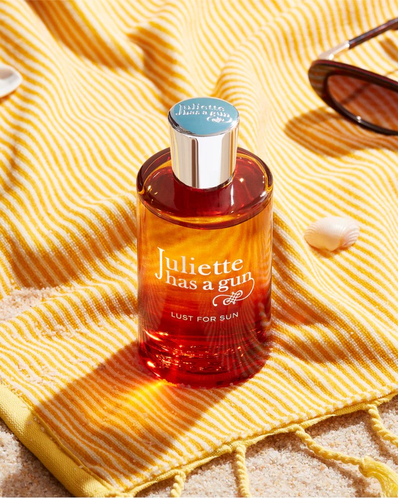 2 Lust_for_sun_lifestyle_1000x1000_crop_center Juliette Has a Gun - Lust for Sun Eau de Parfum – Bild 1