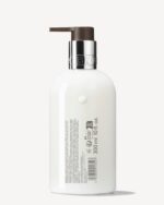 Molton Brown - Bluebell & Wild Strawberry Lozione Corpo - immagine 2