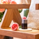 Molton Brown - Delicious Rhubarb & Rose Eau de Parfum – Bild 4